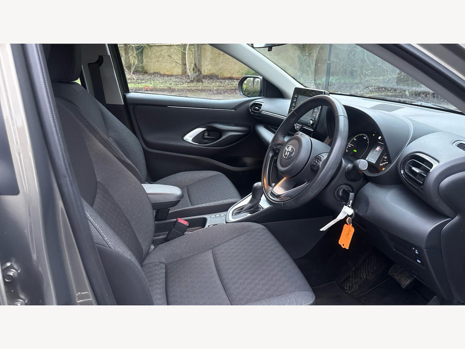 Used Toyota Yaris 2024 for sale - 77645803: Photo 13