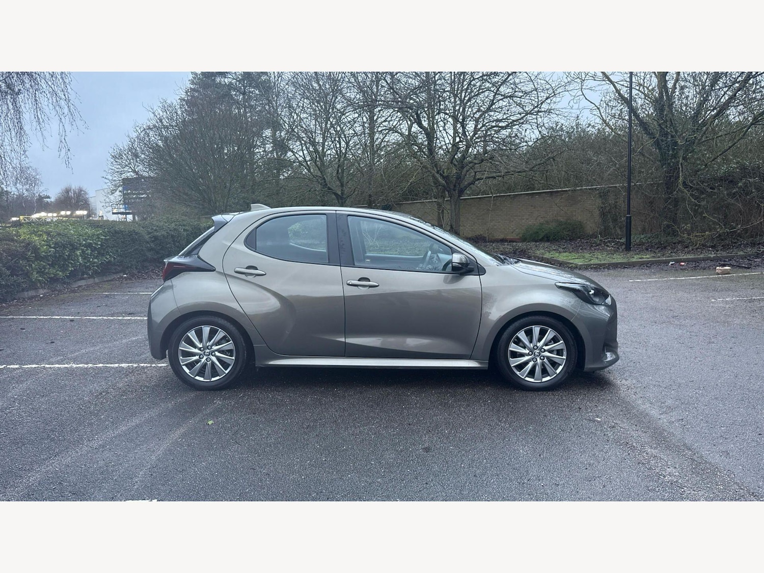 Used Toyota Yaris 2024 for sale - 77645803: Photo 18