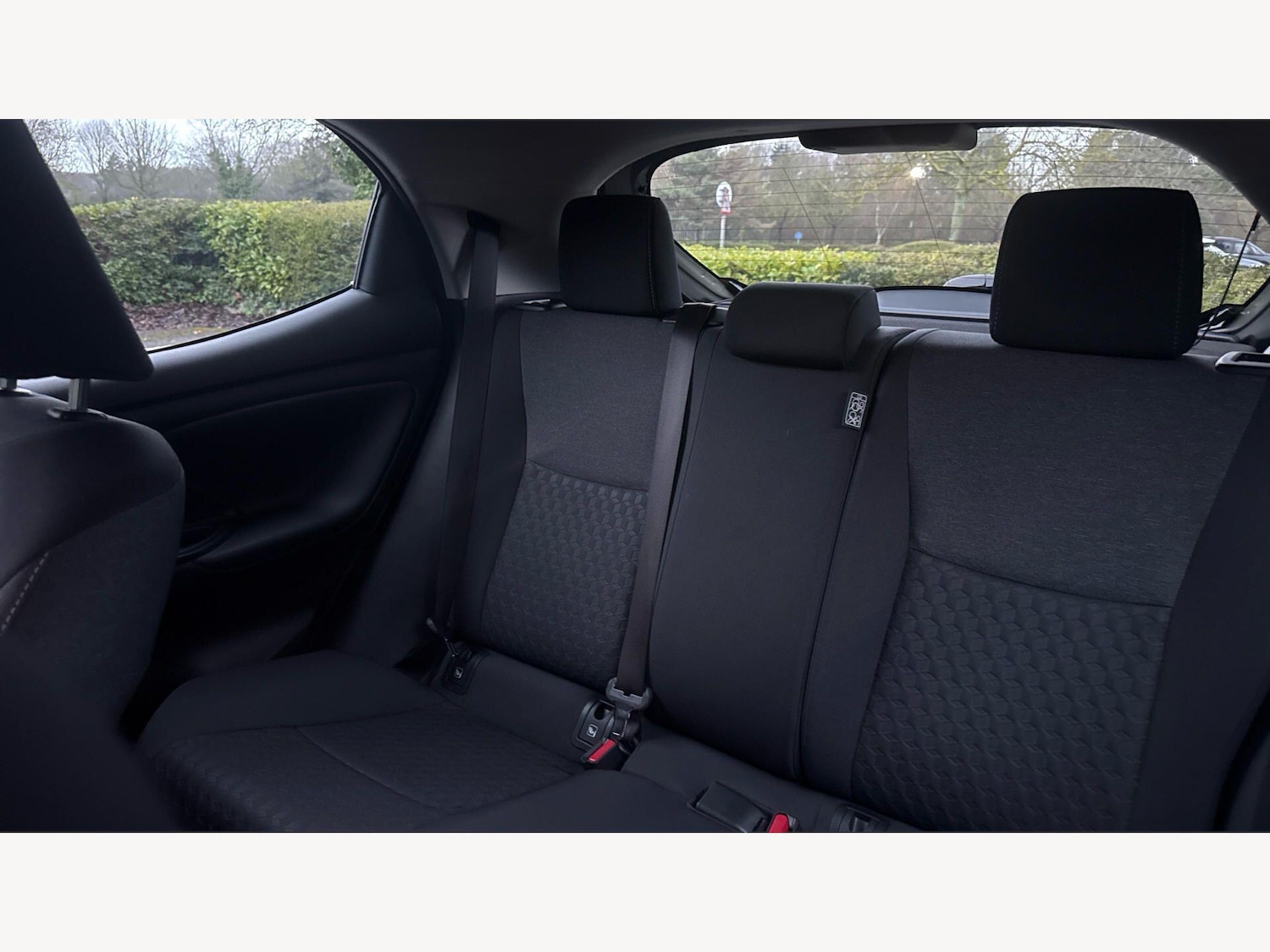 Used Toyota Yaris 2024 for sale - 77645803: Photo 23