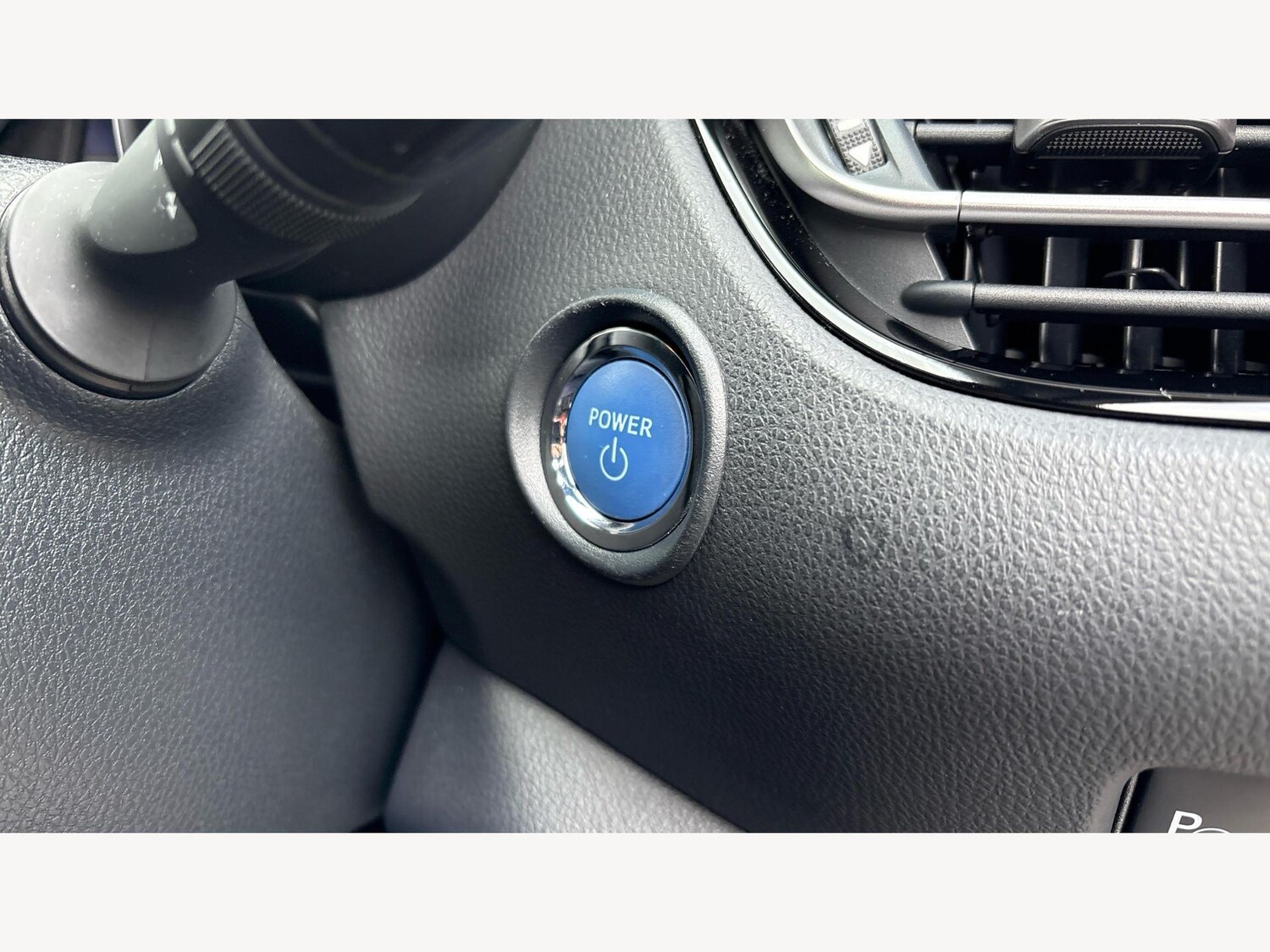 Used Toyota C-HR 2023 for sale - 77455673: Photo 24