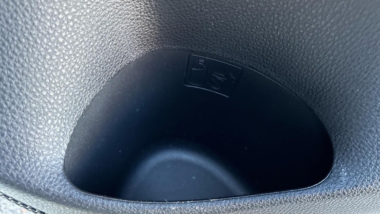 Used Toyota Yaris 2024 for sale - 76527935: Photo 42