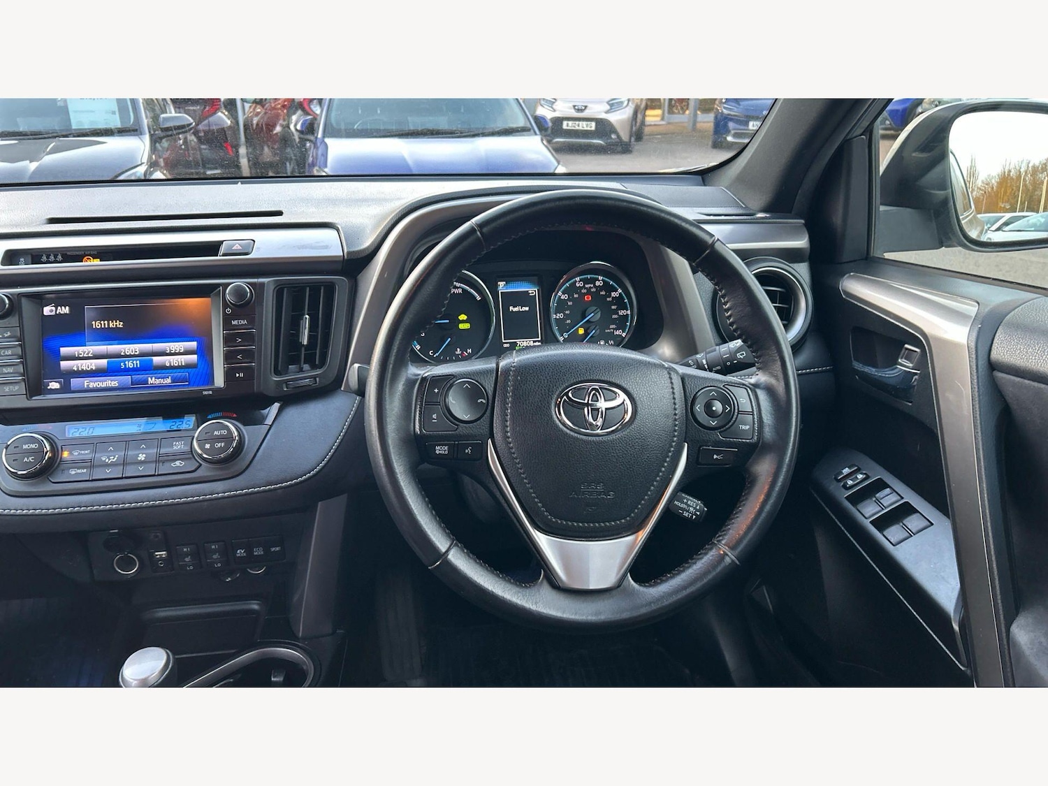 Used Toyota RAV4 2017 for sale - 78020446: Photo 10