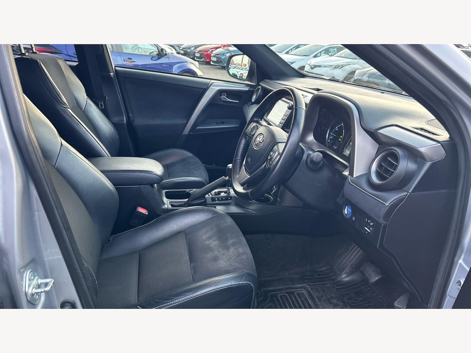 Used Toyota RAV4 2017 for sale - 78020446: Photo 13