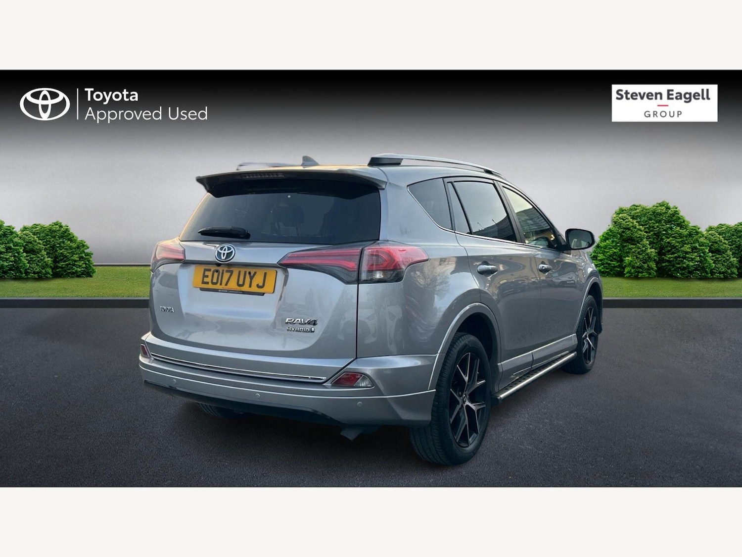 Used Toyota RAV4 2017 for sale - 78020446: Photo 2