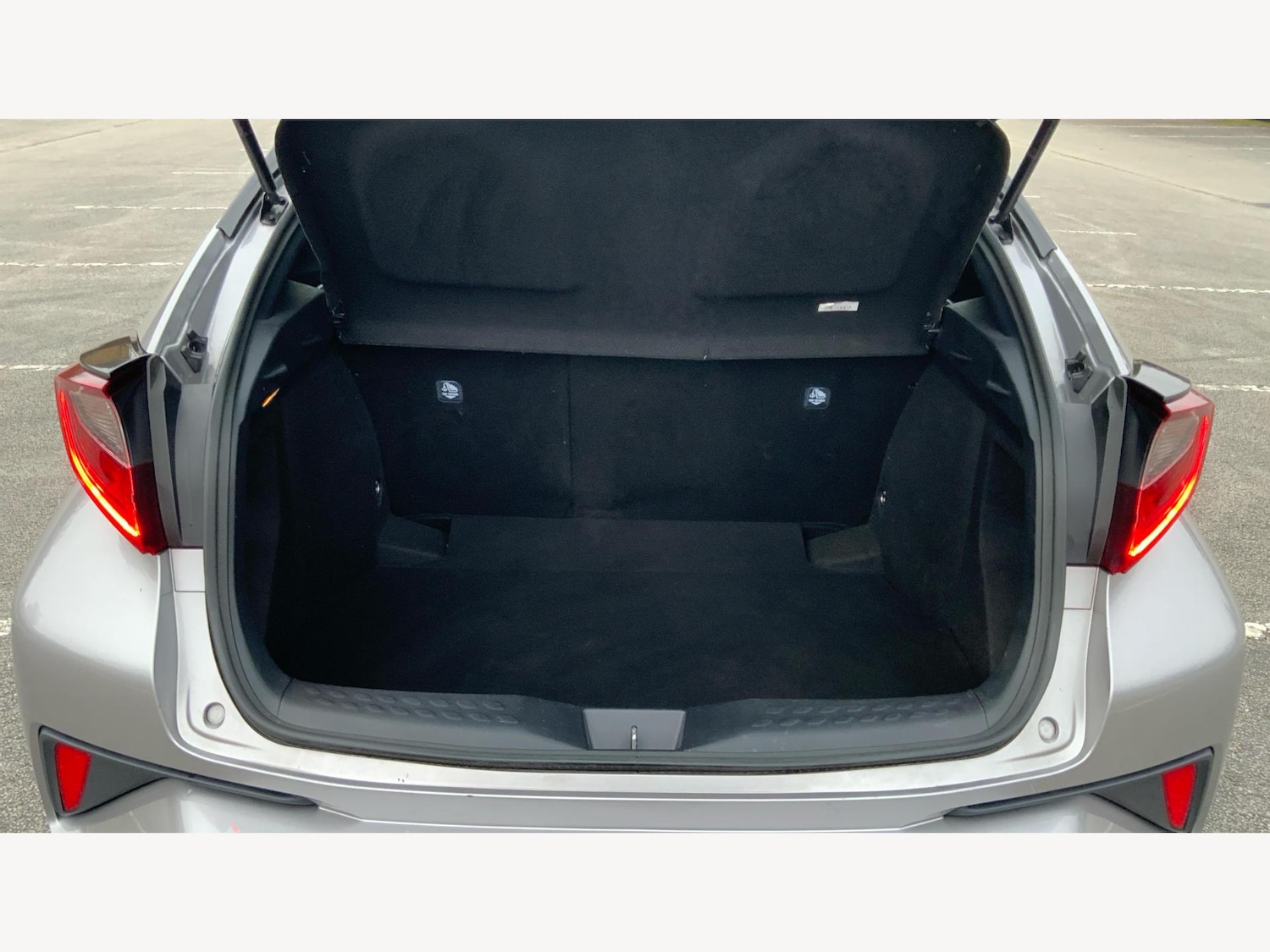 Used Toyota C-HR 2022 for sale - 77387440: Photo 16