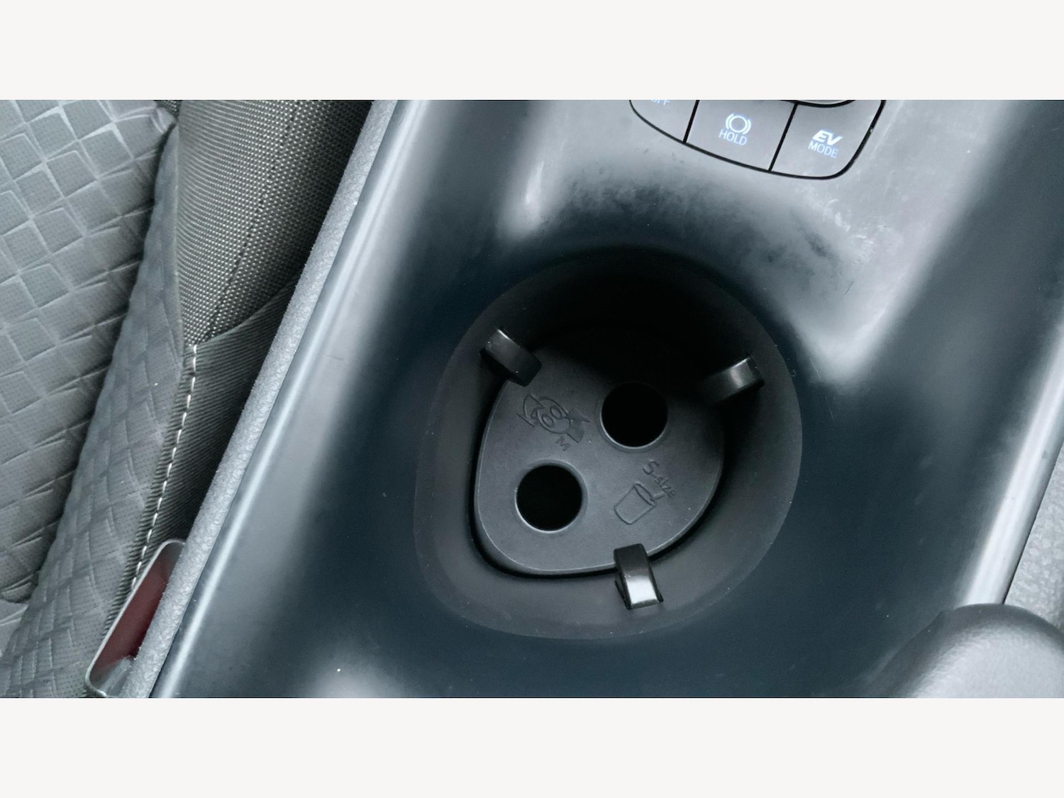 Used Toyota C-HR 2022 for sale - 77387440: Photo 31