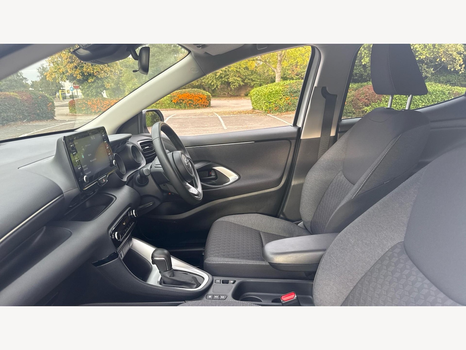 Used Toyota Yaris 2023 for sale - 76189322: Photo 12