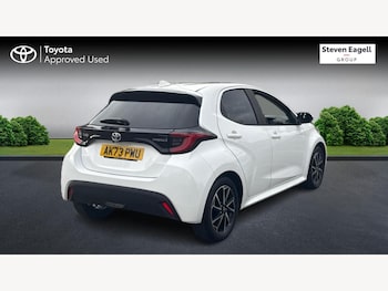 Used Toyota Yaris 2023 for sale - 76189322: Photo 2