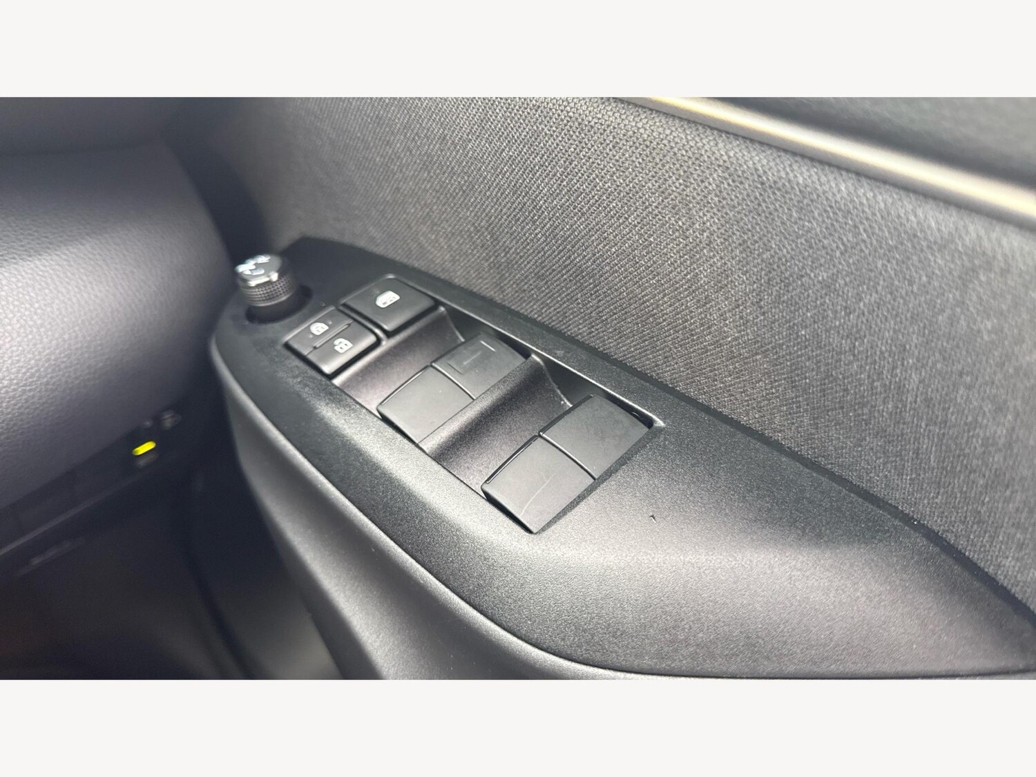 Used Toyota Yaris 2023 for sale - 76189322: Photo 32
