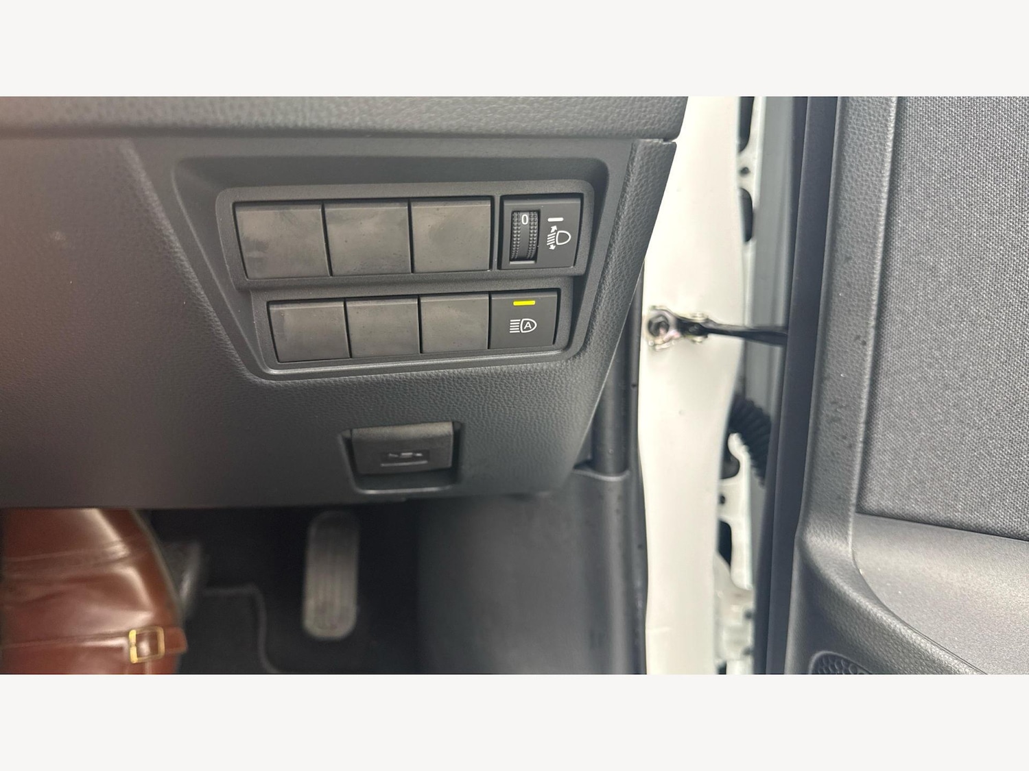 Used Toyota Yaris 2023 for sale - 76189322: Photo 33