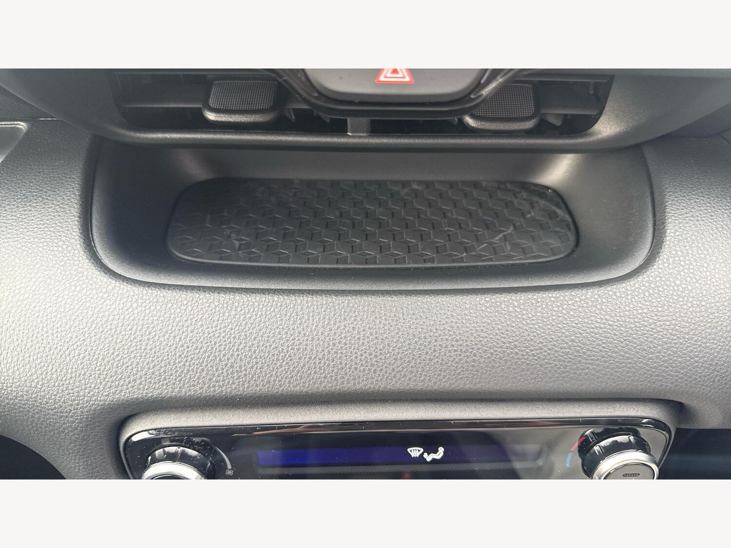 Used Toyota Yaris 2023 for sale - 76189322: Photo 35