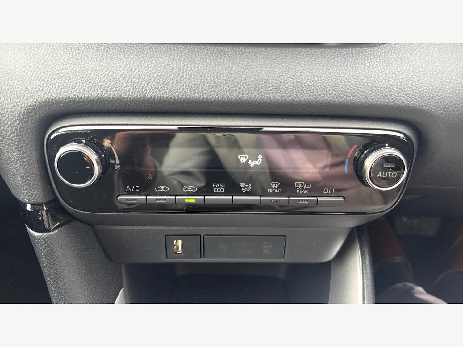 Used Toyota Yaris 2023 for sale - 76189322: Photo 36