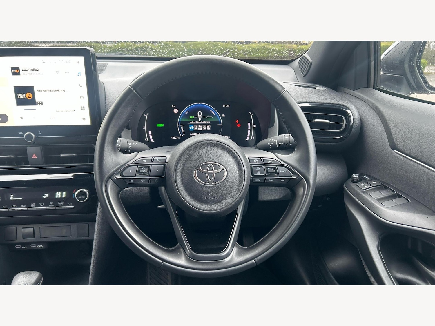 Used Toyota Yaris Cross 2024 for sale - 77511467: Photo 10