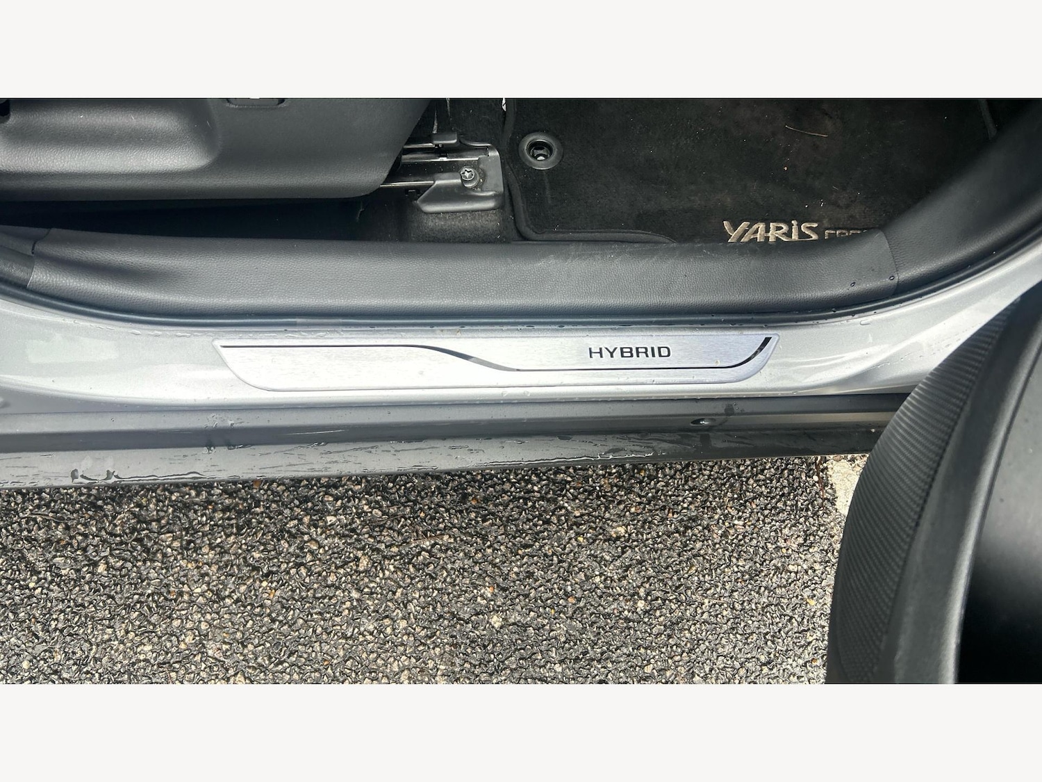 Used Toyota Yaris Cross 2024 for sale - 77511467: Photo 30