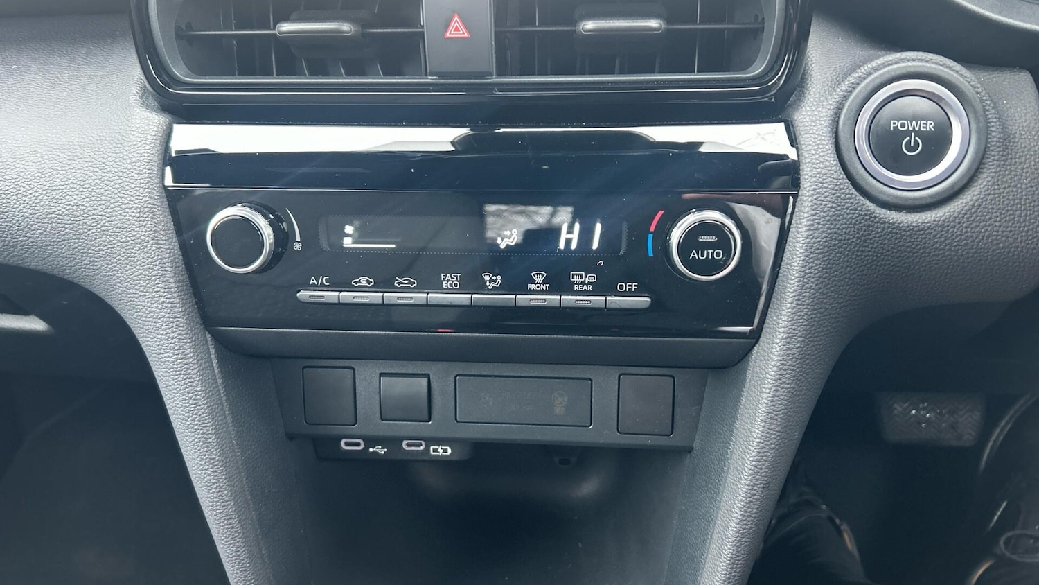 Used Toyota Yaris Cross 2024 for sale - 77511467: Photo 38