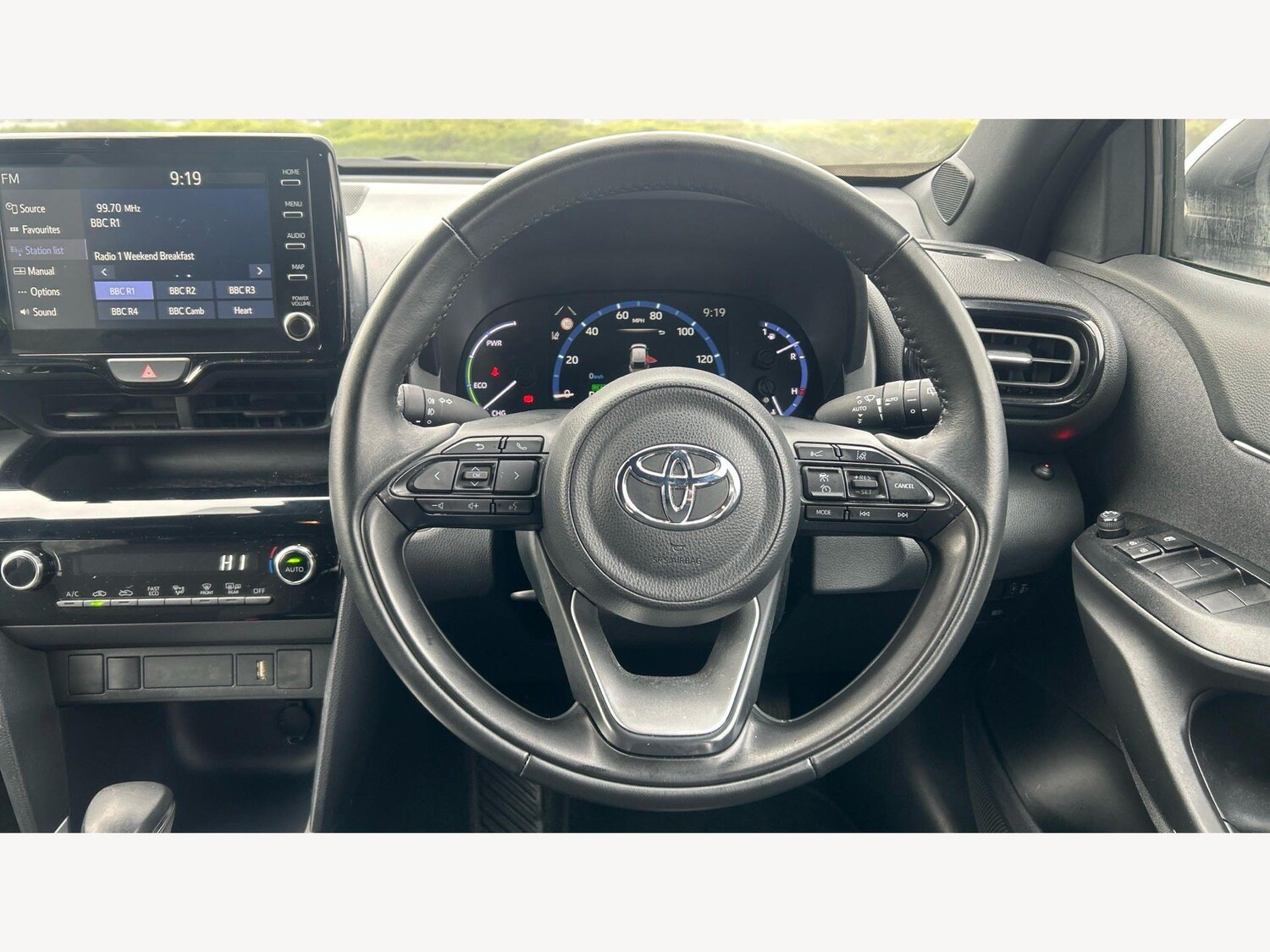 Used Toyota Yaris Cross 2024 for sale - 78020448: Photo 10