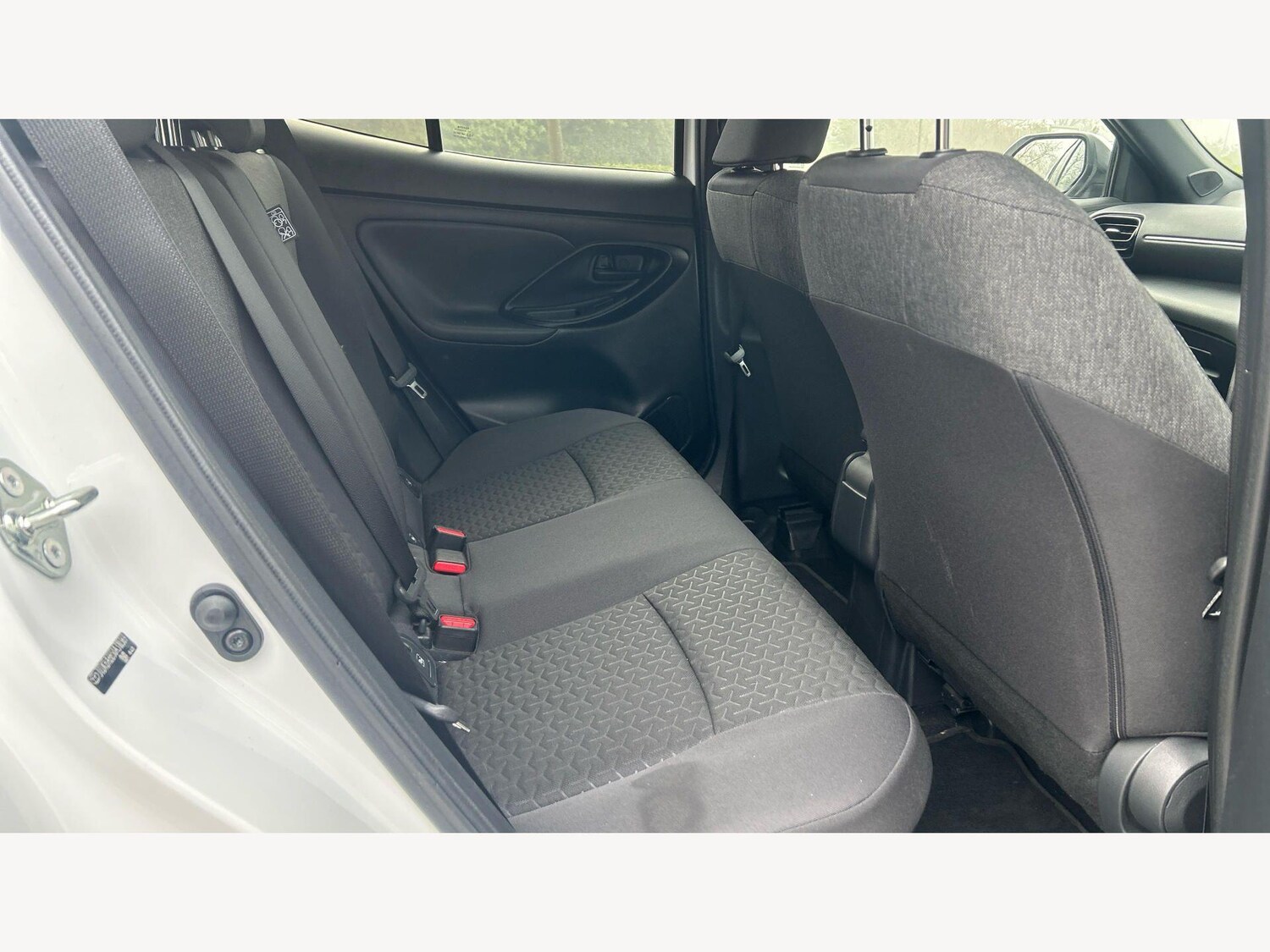 Used Toyota Yaris Cross 2024 for sale - 78020448: Photo 14