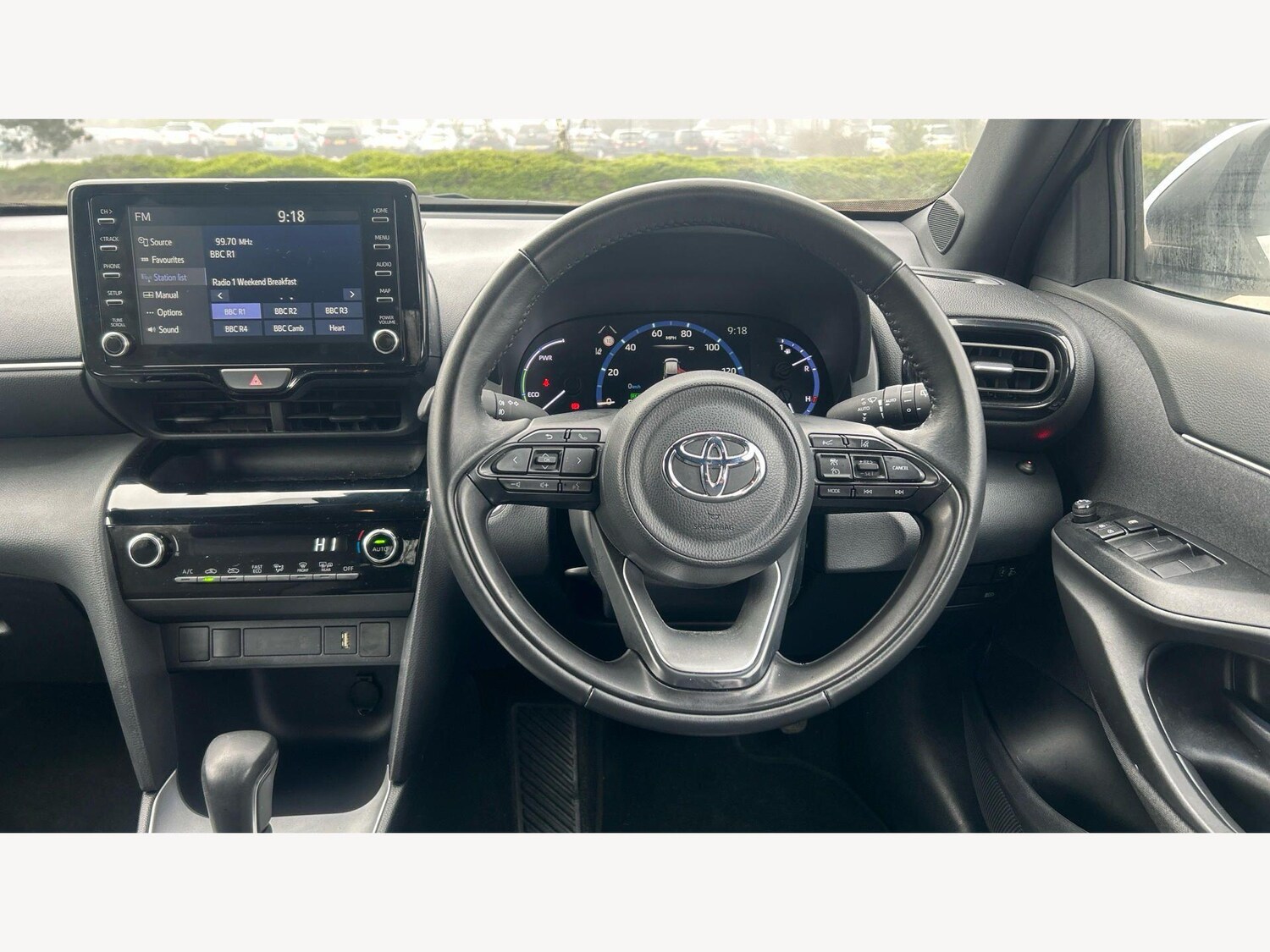 Used Toyota Yaris Cross 2024 for sale - 78020448: Photo 8