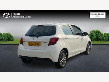 Used Toyota Yaris 2015 for sale - 75647307: Photo
