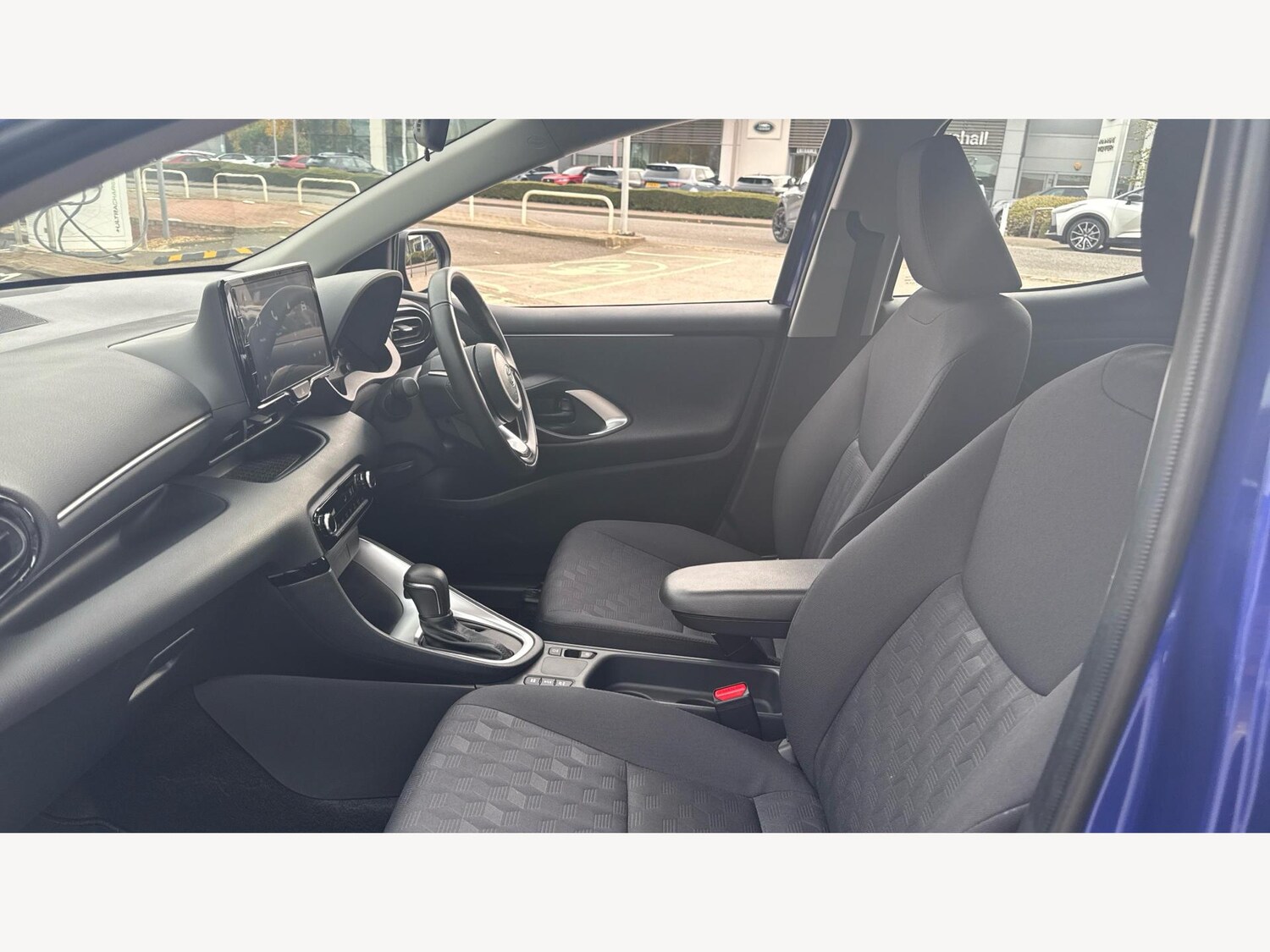 Used Toyota Yaris 2024 for sale - 76389414: Photo 12