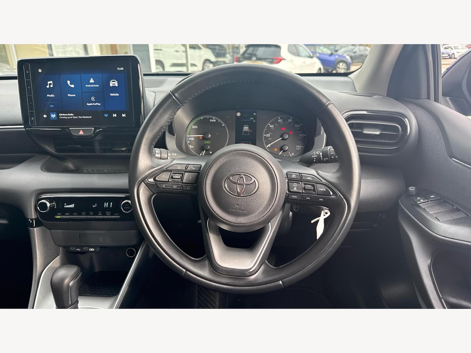 Used Toyota Yaris 2024 for sale - 76389414: Photo 8