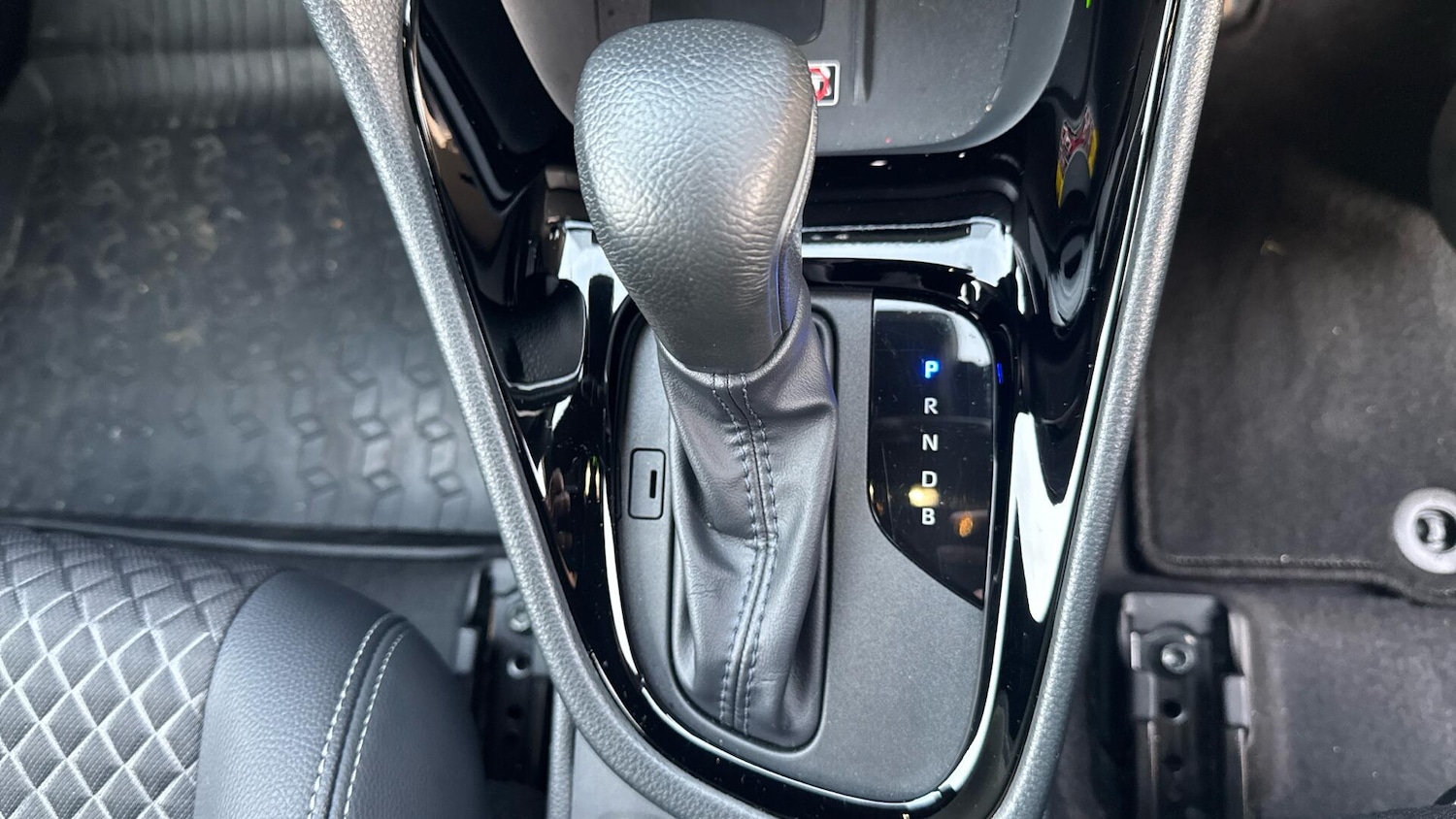 Used Toyota Yaris 2025 for sale - 77108943: Photo 32