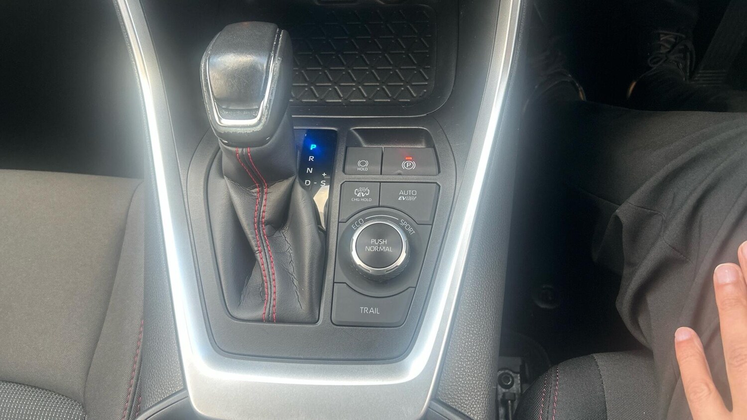 Used Toyota RAV4 2024 for sale - 77454813: Photo 34