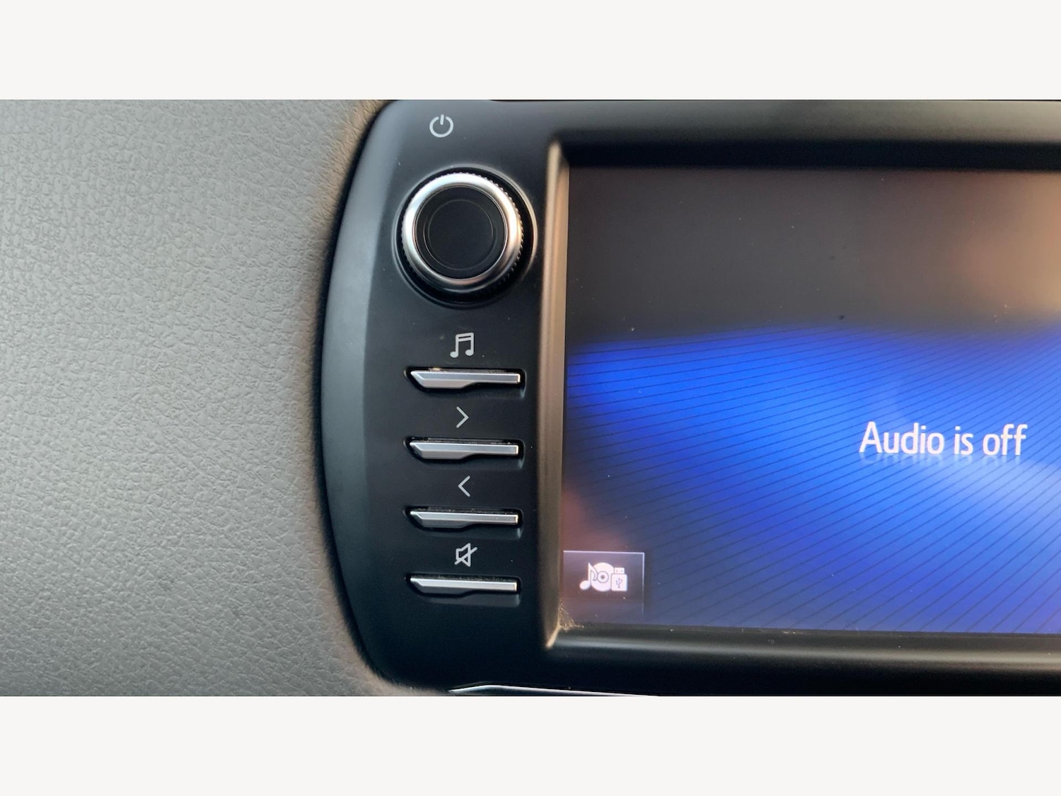 Used Toyota Yaris 2019 for sale - 76527985: Photo 32