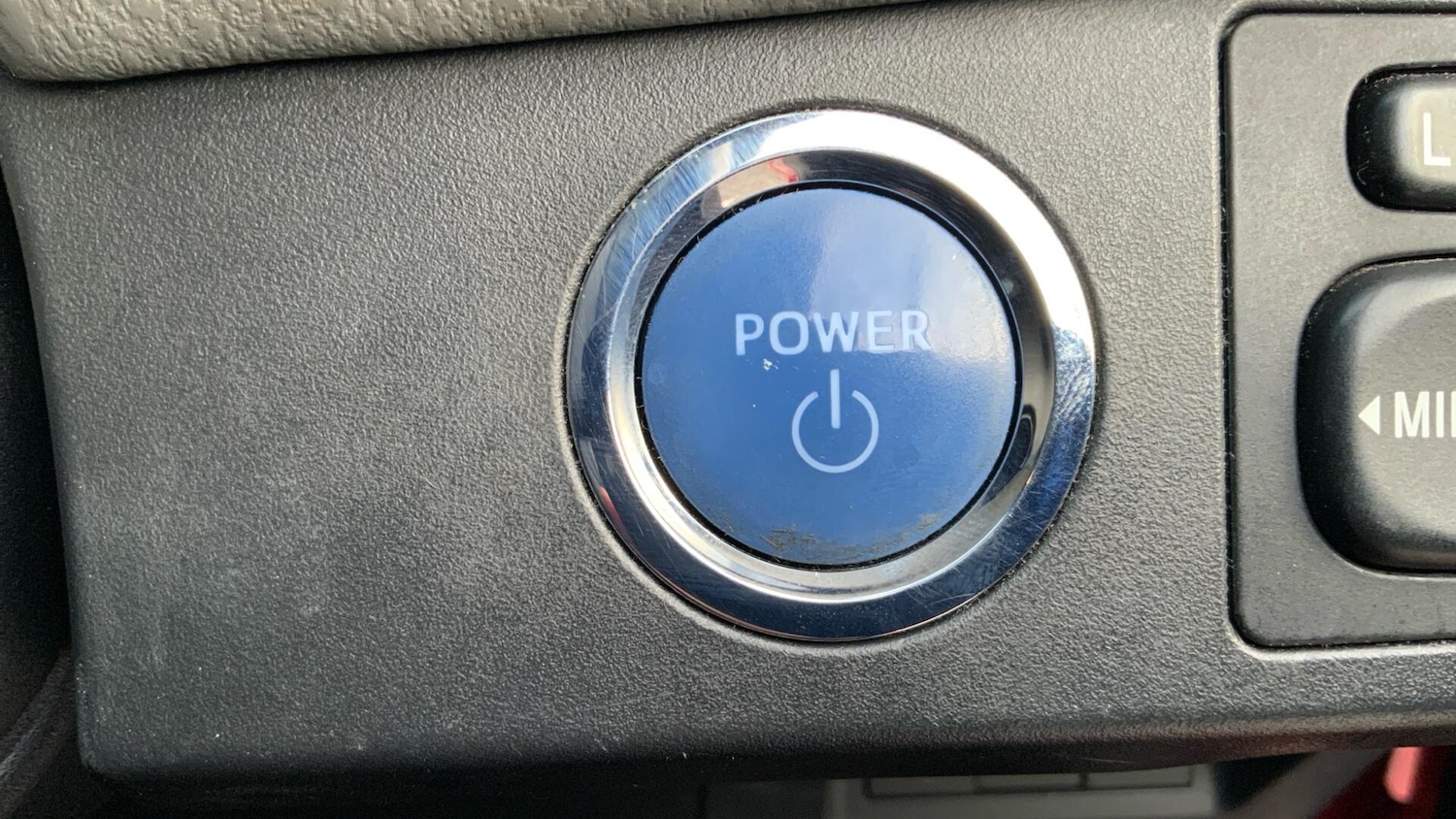 Used Toyota Yaris 2019 for sale - 76527985: Photo 41