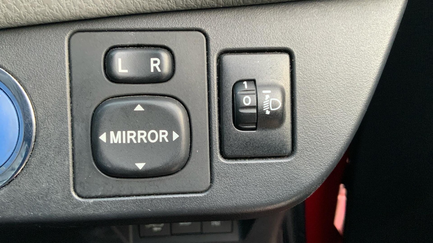 Used Toyota Yaris 2019 for sale - 76527985: Photo 42