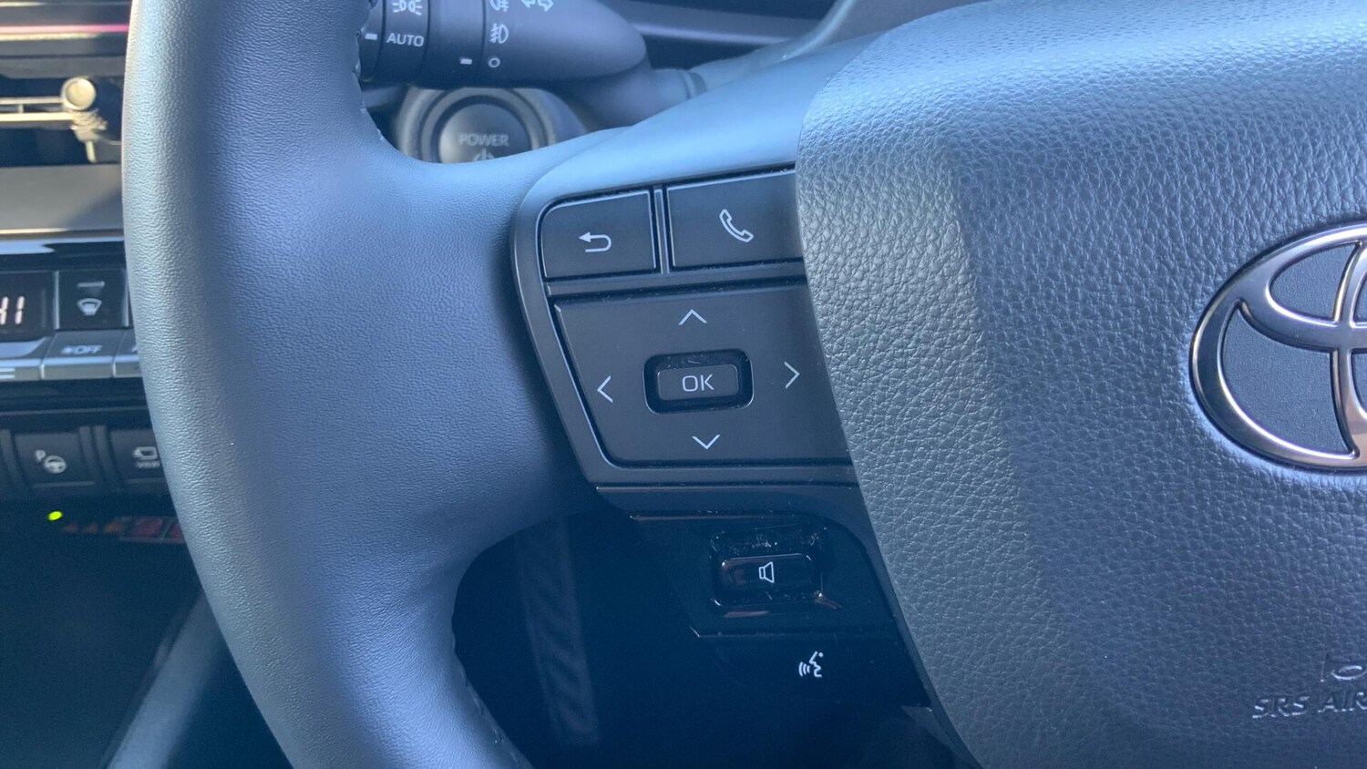 Used Toyota C-HR 2025 for sale - 77598253: Photo 35