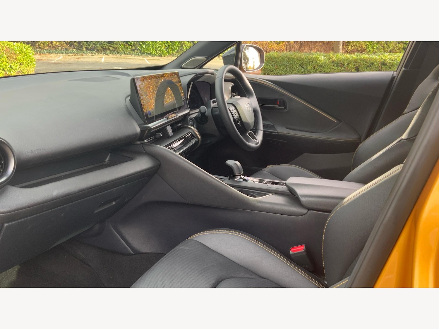 Used Toyota C-HR 2024 for sale - 76409248: Photo 12