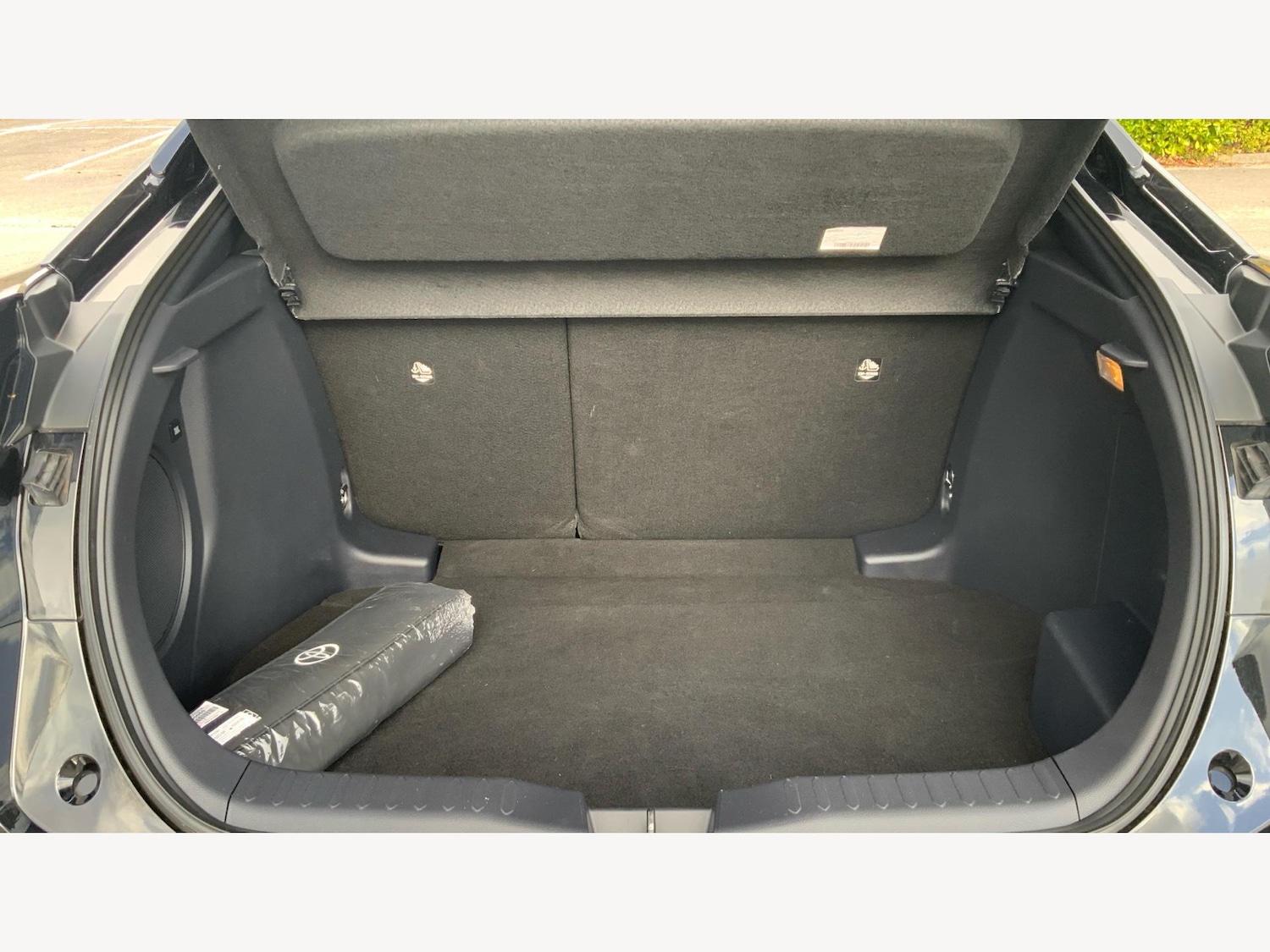 Used Toyota C-HR 2024 for sale - 76409248: Photo 16