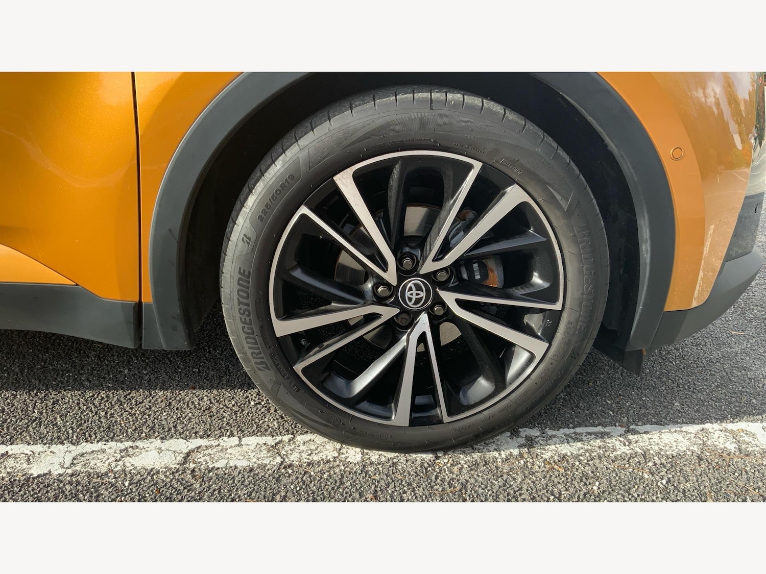 Used Toyota C-HR 2024 for sale - 76409248: Photo 31