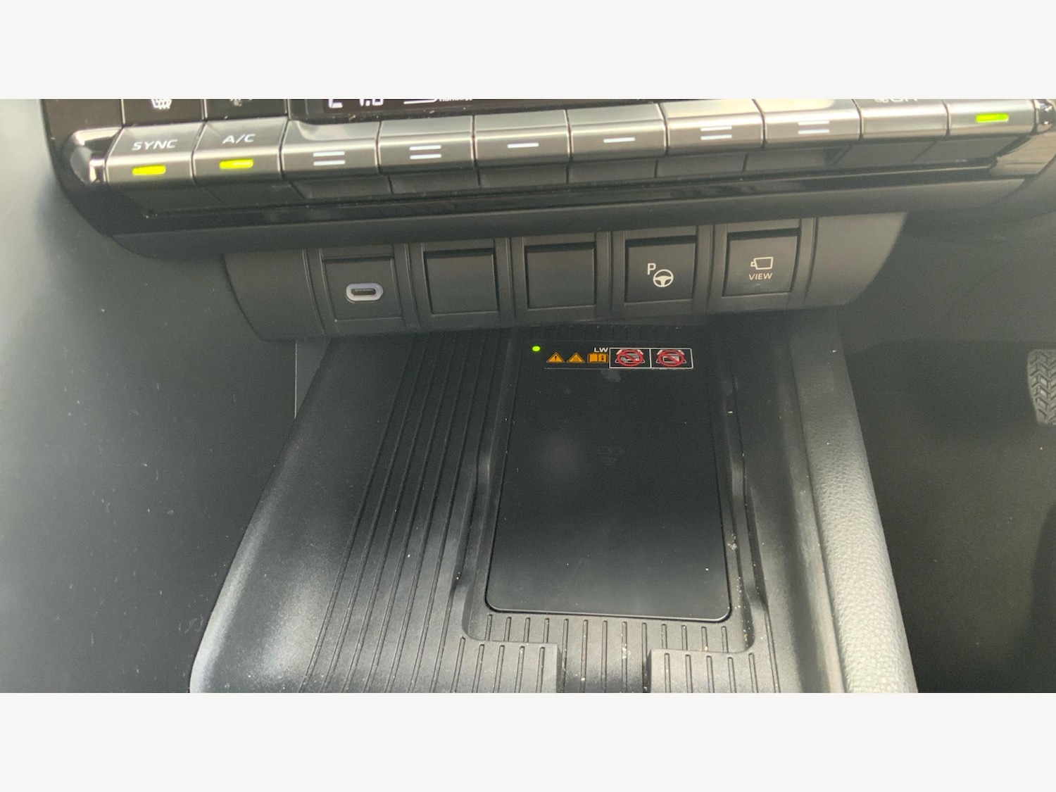 Used Toyota C-HR 2024 for sale - 76409248: Photo 33