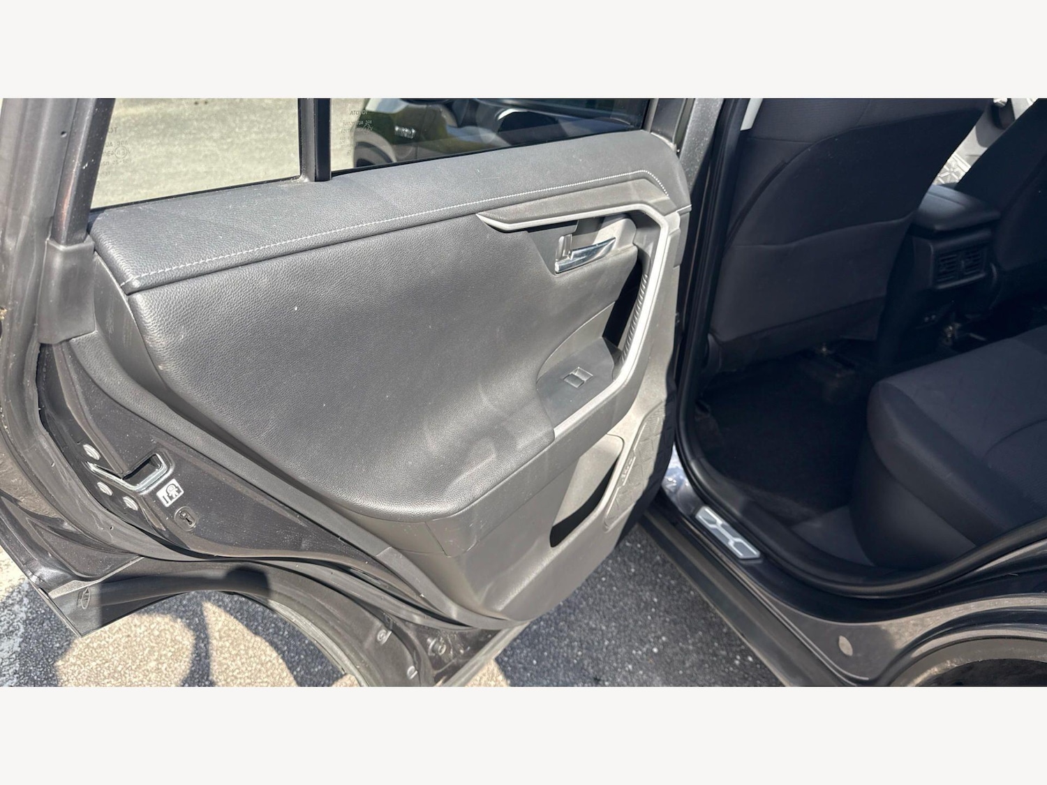 Used Toyota RAV4 2020 for sale - 78127779: Photo 36