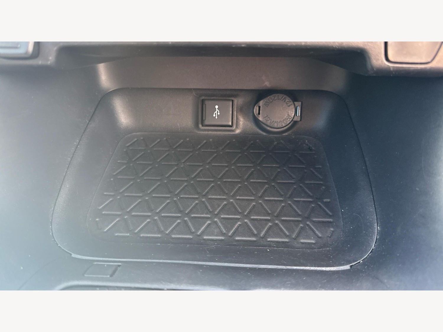 Used Toyota RAV4 2020 for sale - 78127779: Photo 41