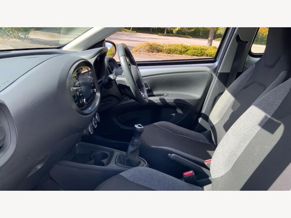 Used Toyota Aygo X 2022 for sale - 76296119: Photo 12