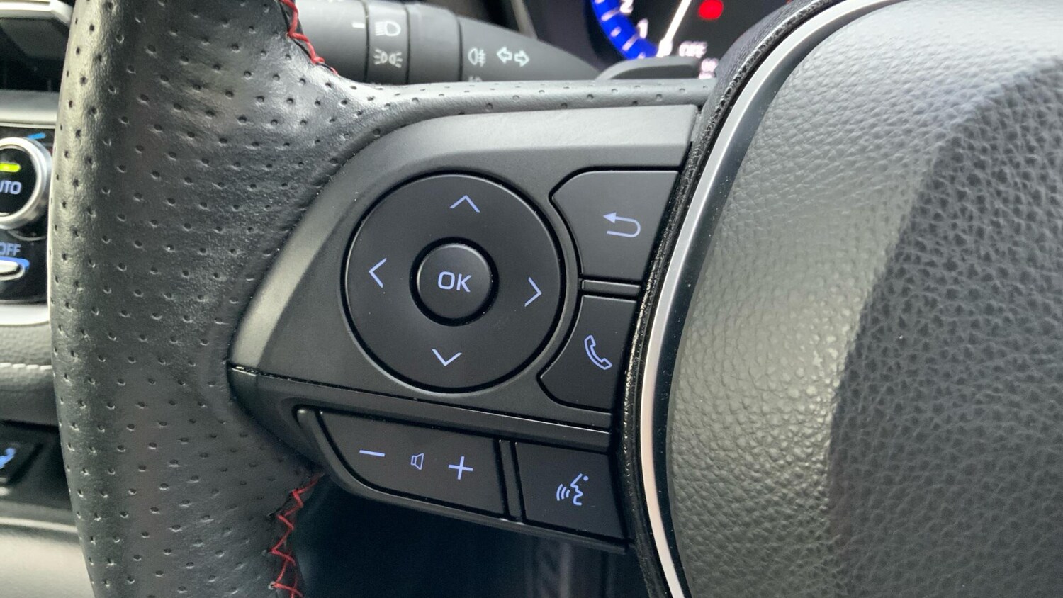 Used Toyota Corolla 2022 for sale - 76174757: Photo 39