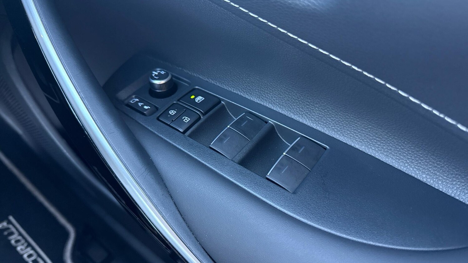 Used Toyota Corolla for sale - 77330916: Photo 33