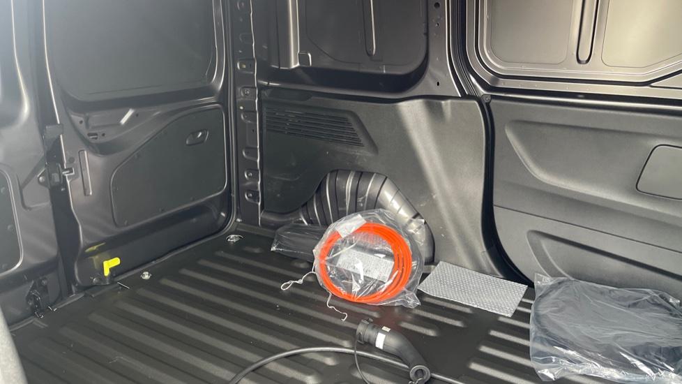 Used Toyota ProAce 2023 for sale - 76398226: Photo 14