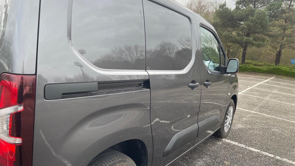 Used Toyota ProAce 2023 for sale - 76398226: Photo 24