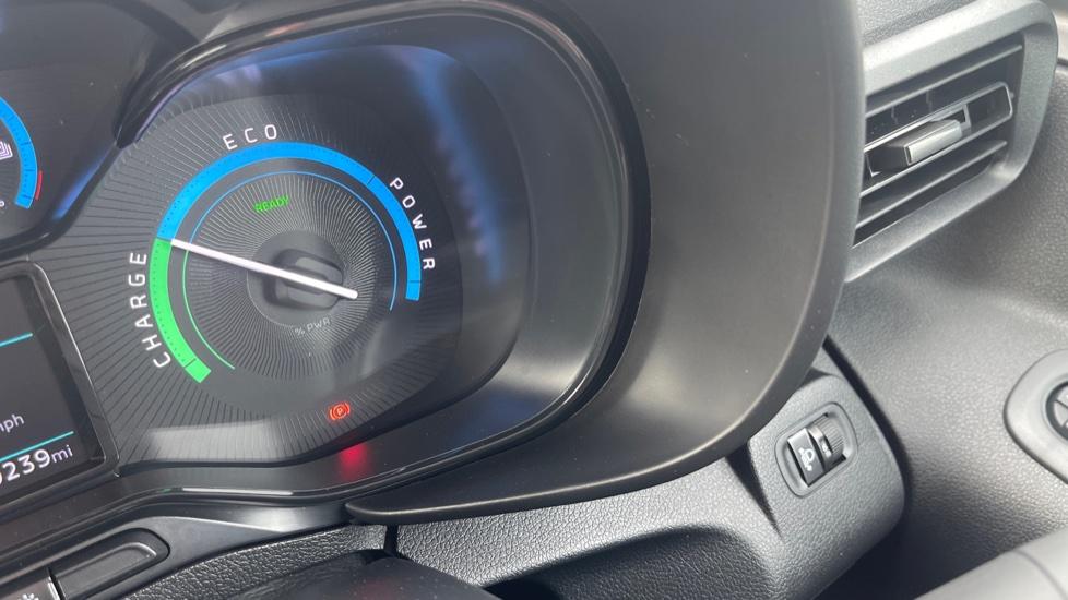 Used Toyota ProAce 2023 for sale - 76398226: Photo 30