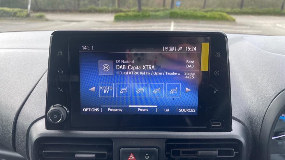 Used Toyota ProAce 2023 for sale - 76398226: Photo 9