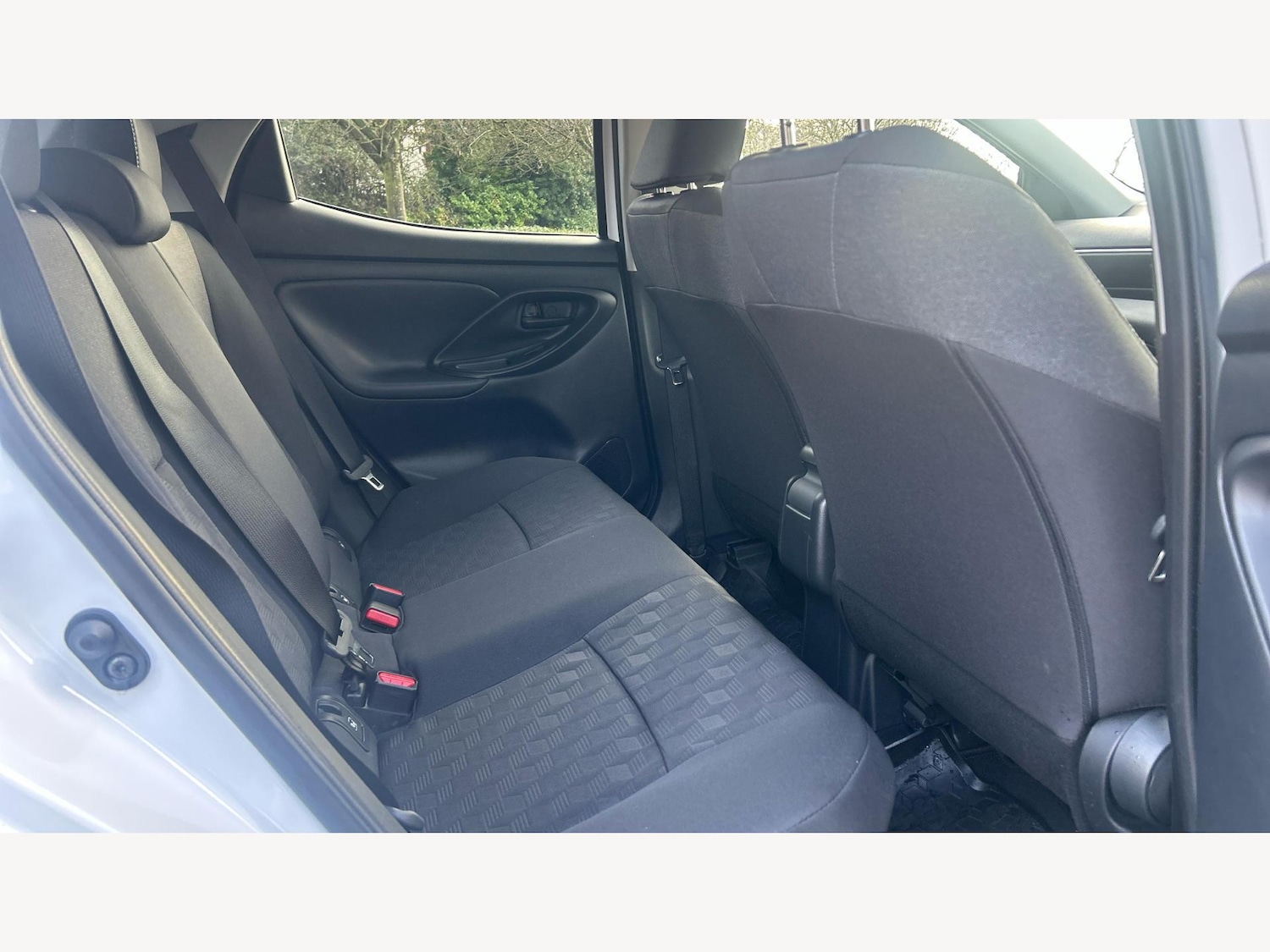 Used Toyota Yaris for sale - 77242486: Photo 14