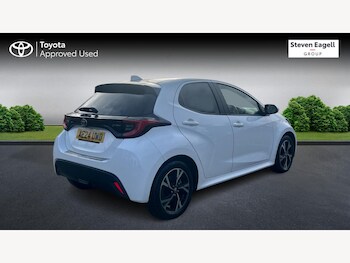 Used Toyota Yaris 2024 for sale - 77242486: Photo