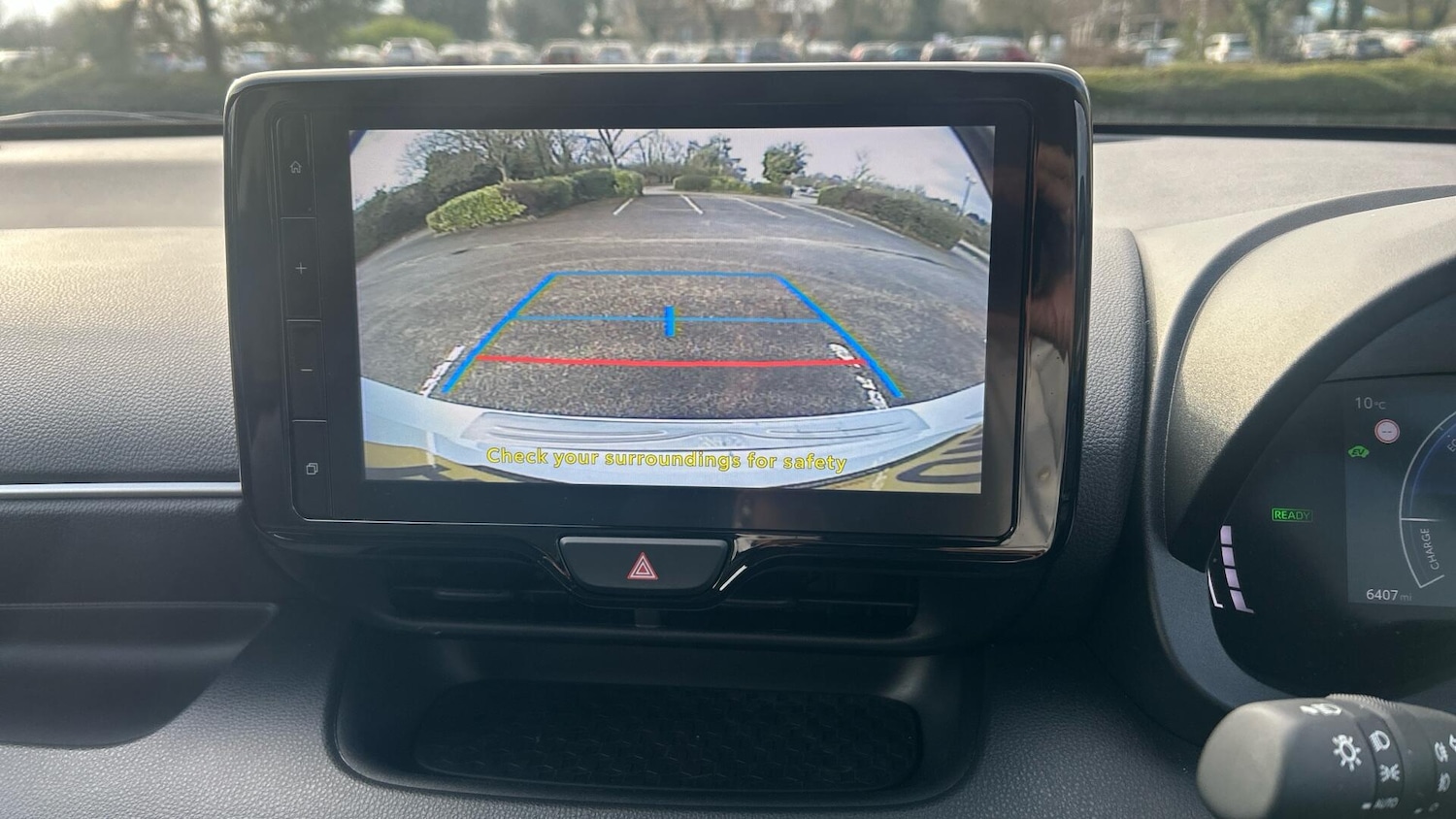 Used Toyota Yaris for sale - 77242486: Photo 32