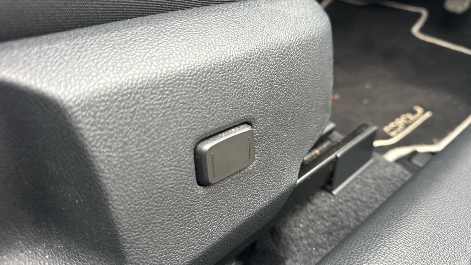 Used Toyota Corolla 2024 for sale - 77144662: Photo 34