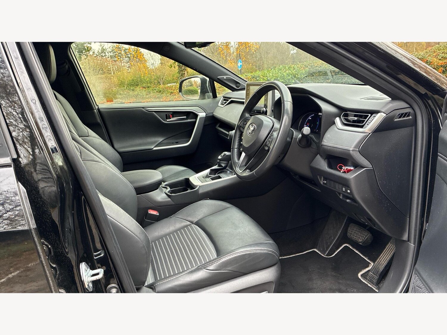 Used Toyota RAV4 2021 for sale - 76562388: Photo 13