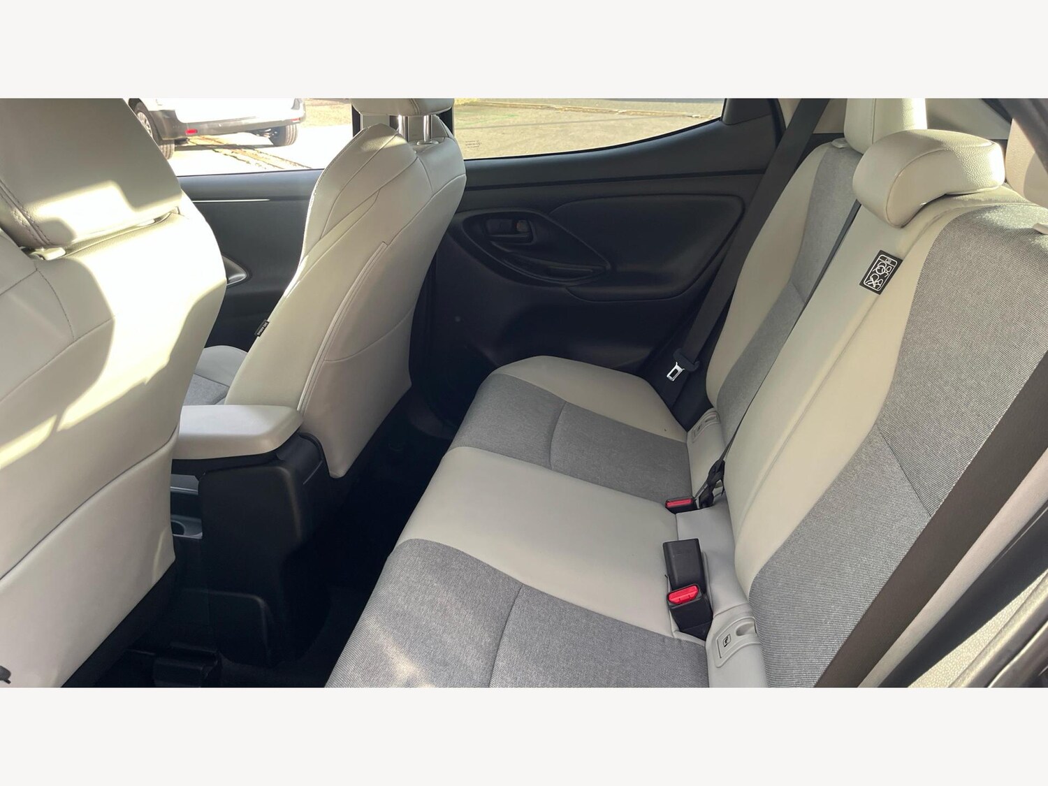 Used Toyota Yaris for sale - 76538965: Photo 15